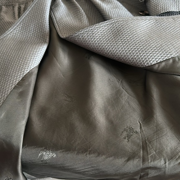 Burberry trench coat - Picture 16 of 16